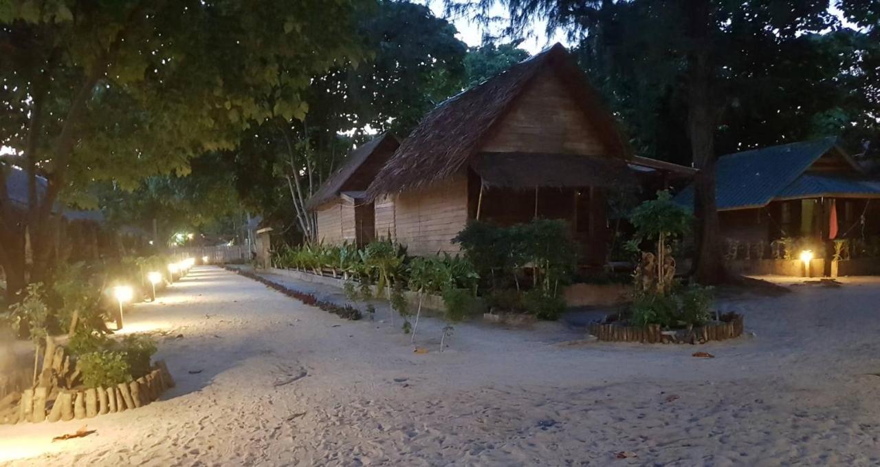 Zanom Sunrise Beach Resort Koh Lipe Luaran gambar